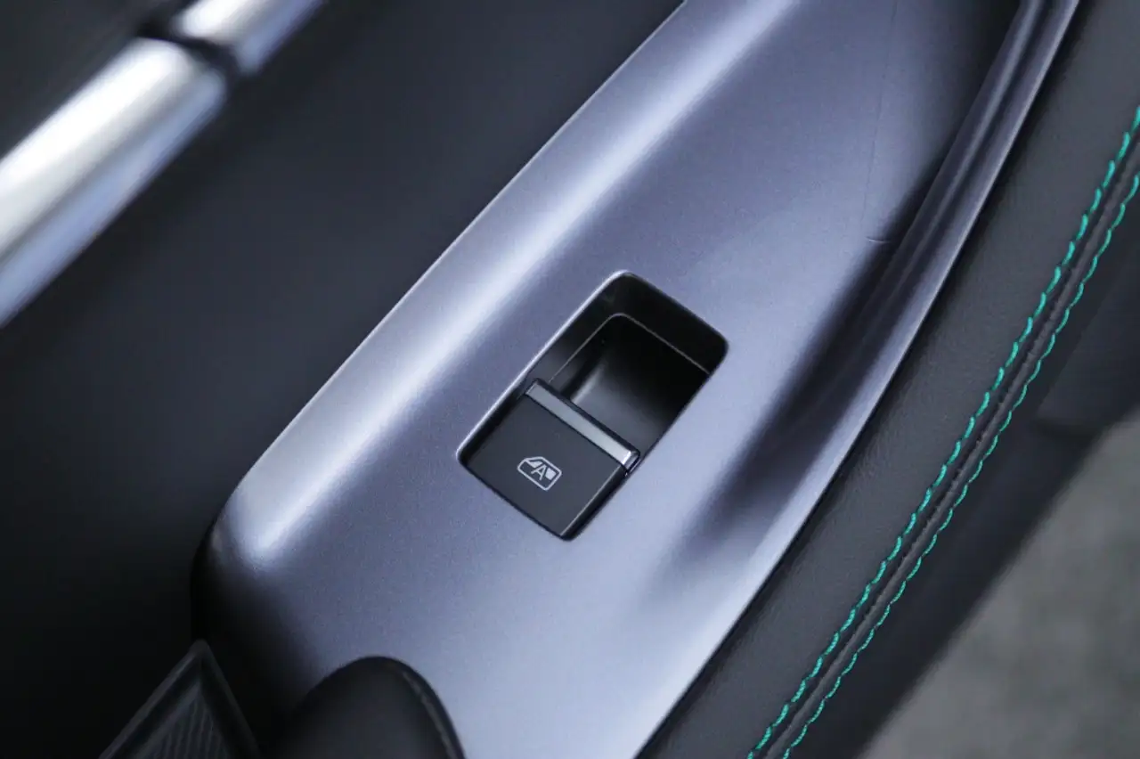 BYD Seal U 2026 — фото 15