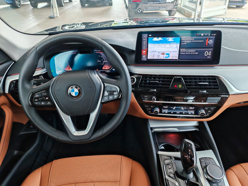 BMW 530 d Limo KAM Ad.LED 4xKlima Komf.Zug Unfallfrei — photo 9