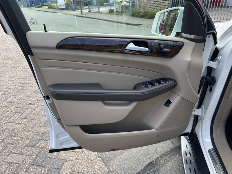 Mercedes-Benz ML 350 M-klasse — photo 9