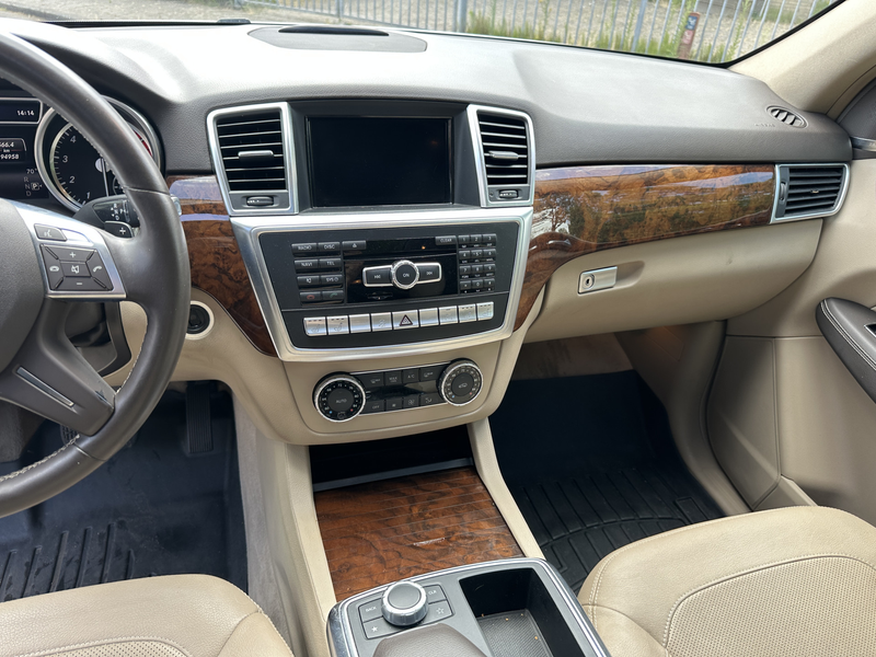 Mercedes-Benz ML 350 M-klasse — photo 15