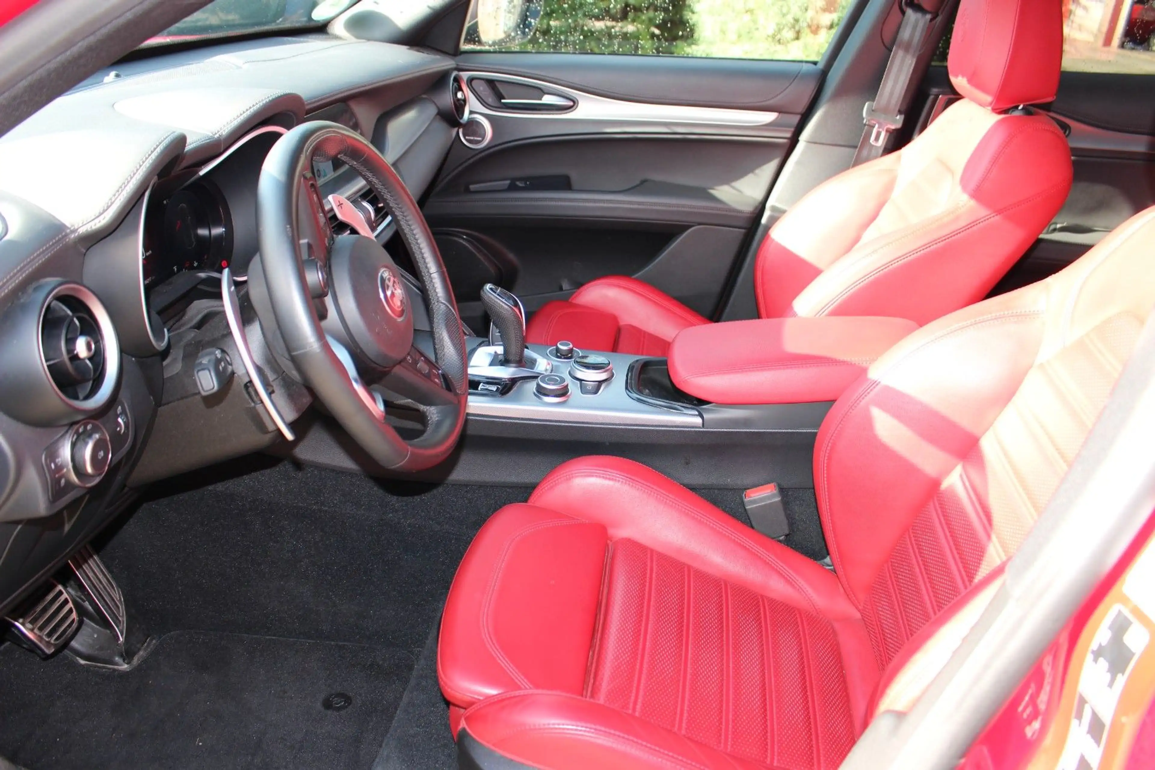 Alfa Romeo Stelvio Veloce Q4 Matrix-LED/Premium Paket — photo 9