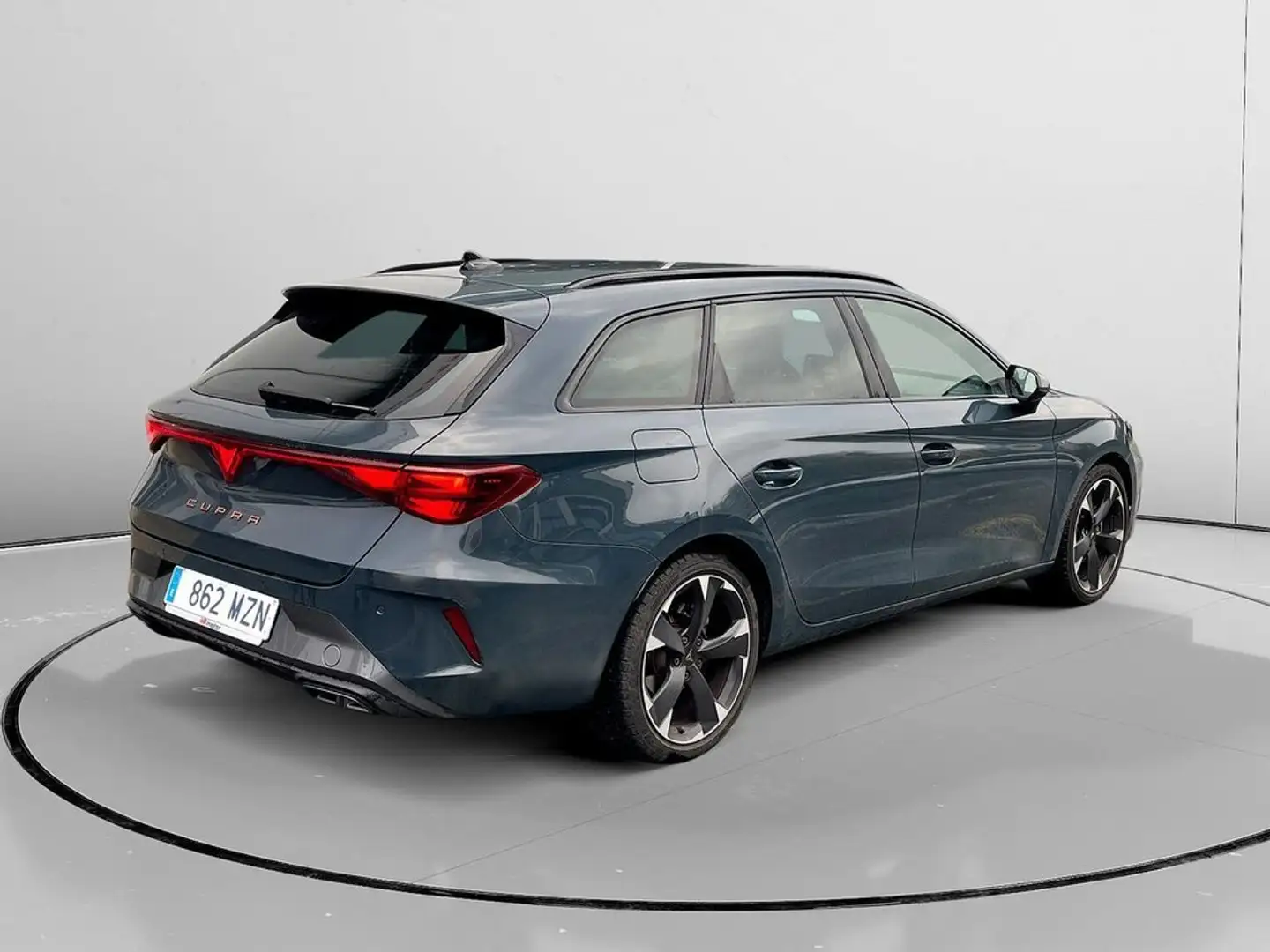 CUPRA Leon Sportstourer 1.5 eTSI 110 DSG Negro - 2