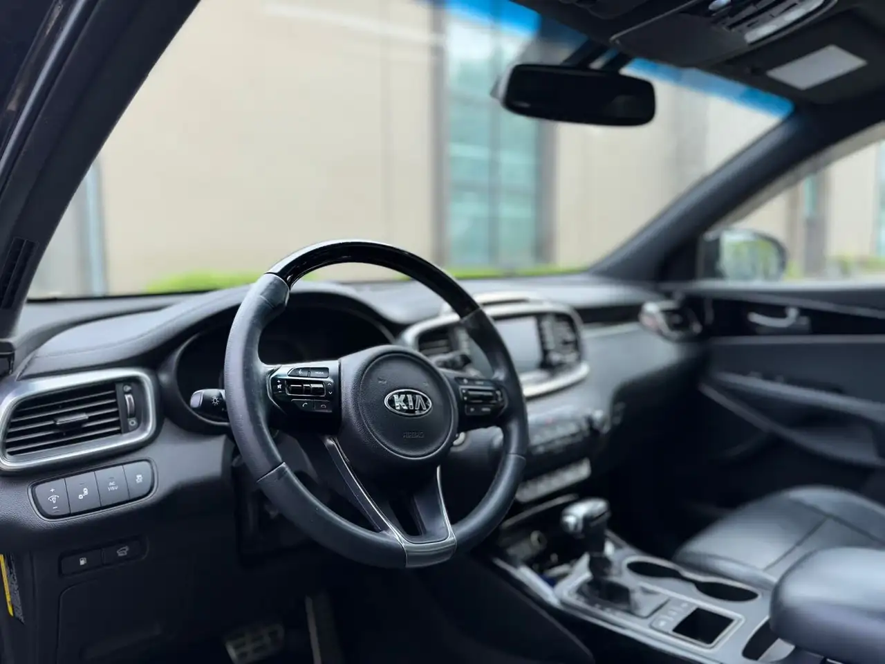 Kia Sorento снимка Kia Sorento