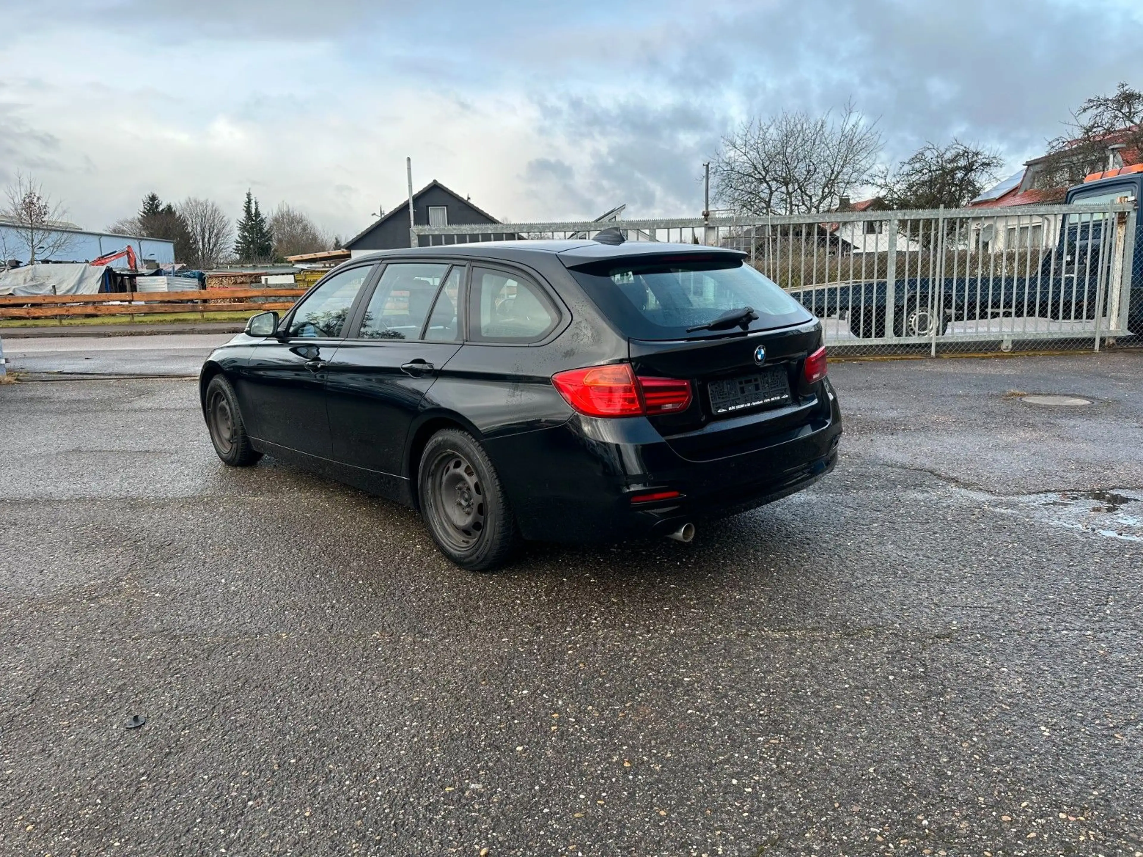 BMW 316 3 Touring 316 d Advantage — photo 7