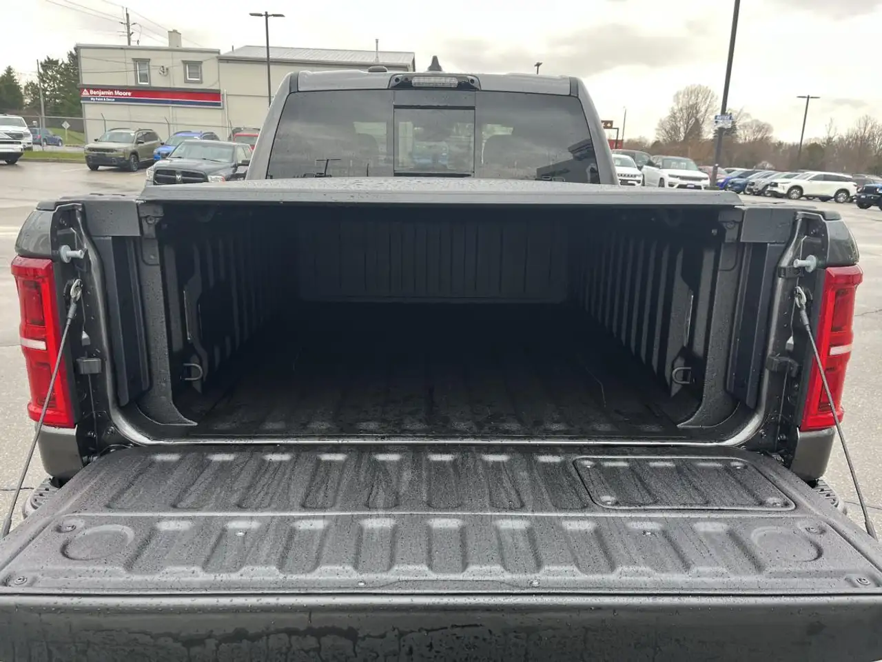 RAM 1500 снимка RAM 1500