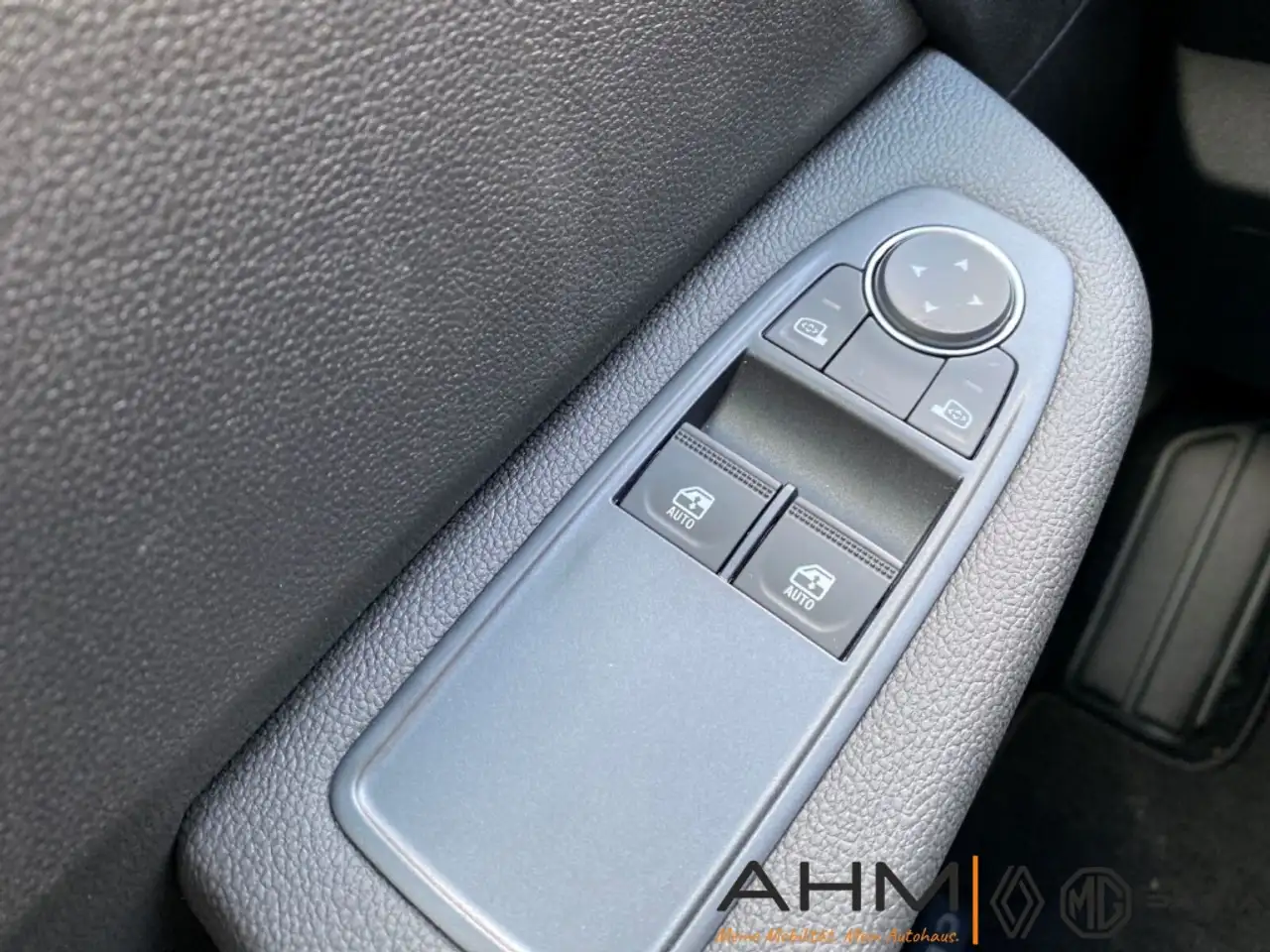Renault Clio V Zen KLIMA TEMPOMAT SITZHEIZUNG 19