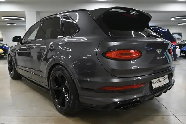 Bentley Bentayga view 15
