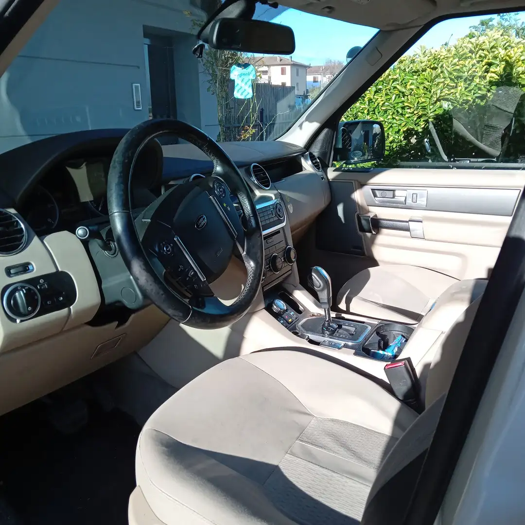 Land Rover Discovery Discovery IV 2009 2.7 tdV6 SE auto White - 2