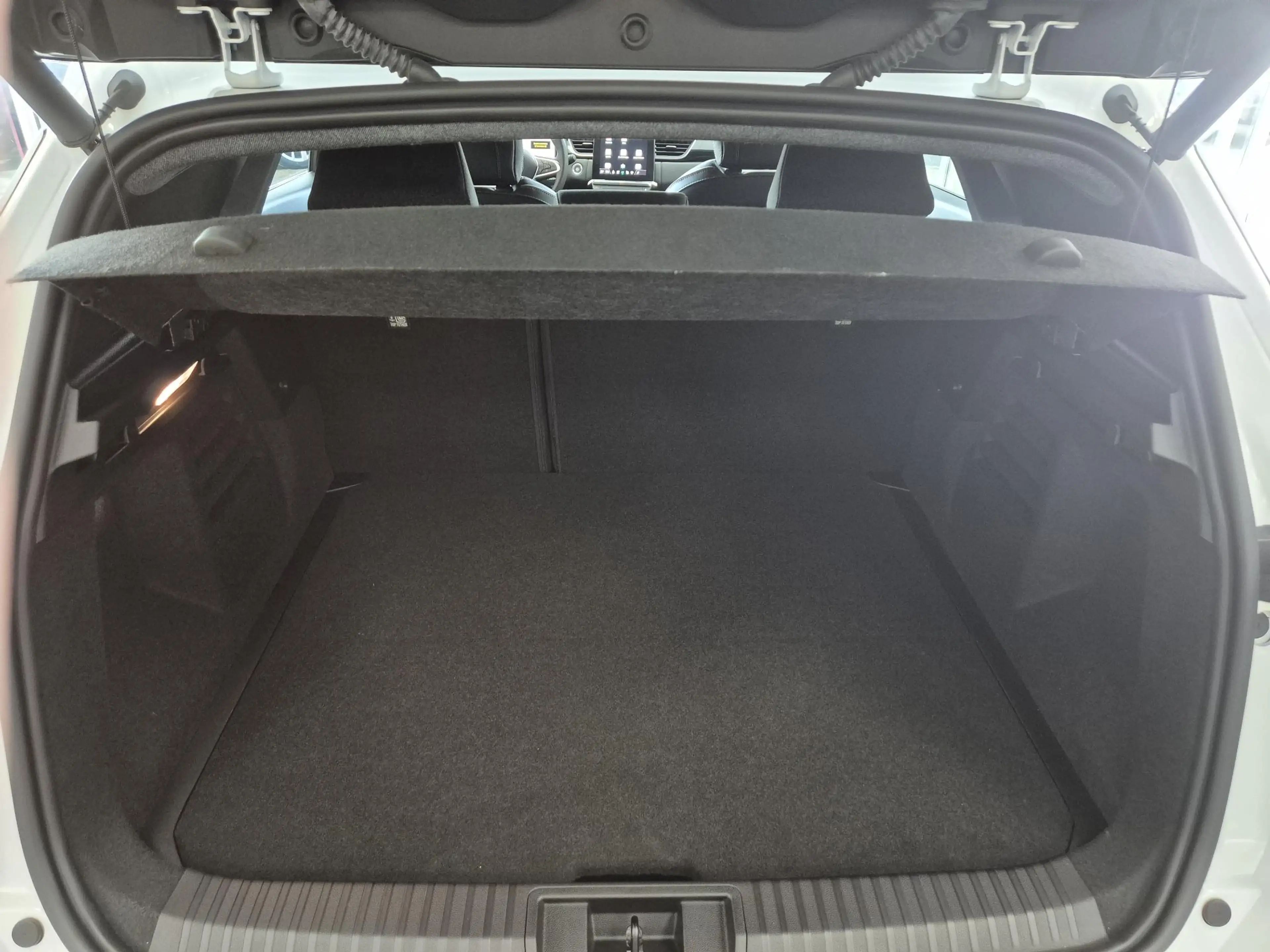 Mitsubishi Grandis 1.8 HEV First Edition | Built-in Google | DEMO | 3 — photo 9