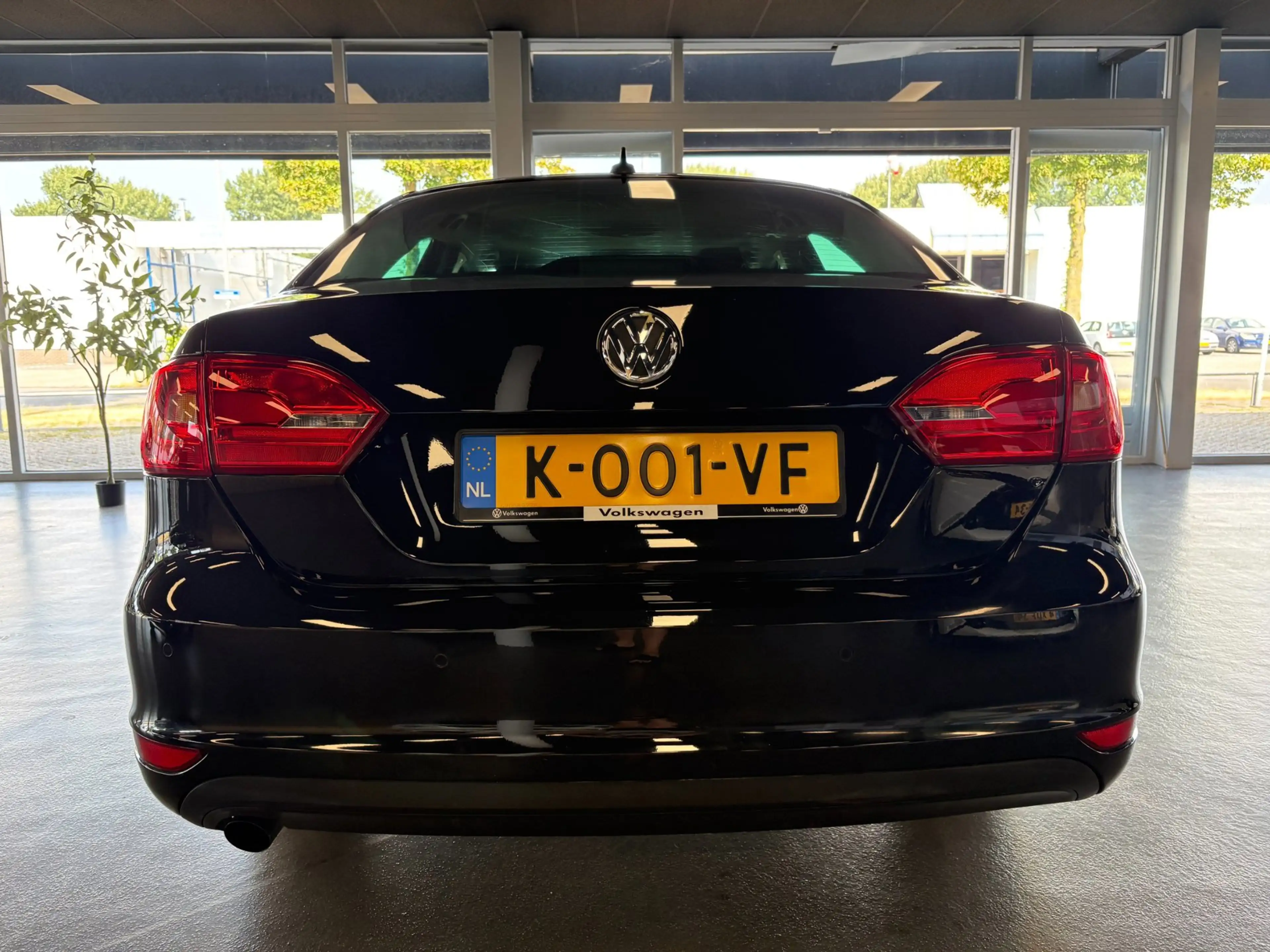 Volkswagen Jetta 1.6 TDI Highline BlueMotion — photo 7