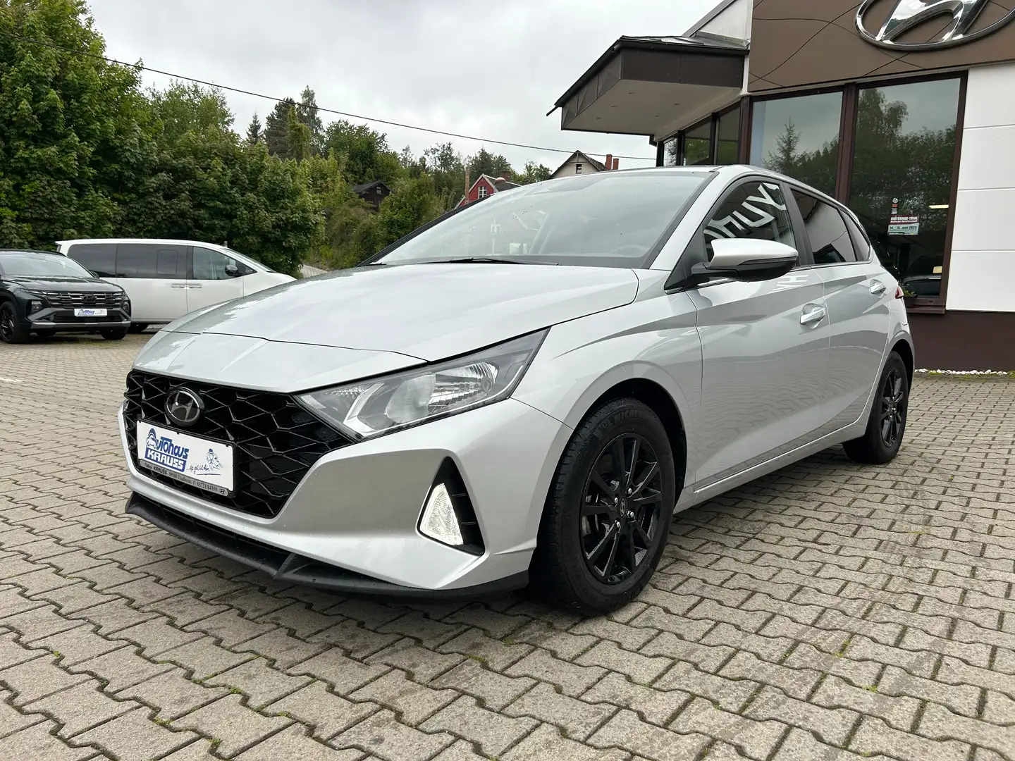 Hyundai i20 Trend Automatik Zilver - 1
