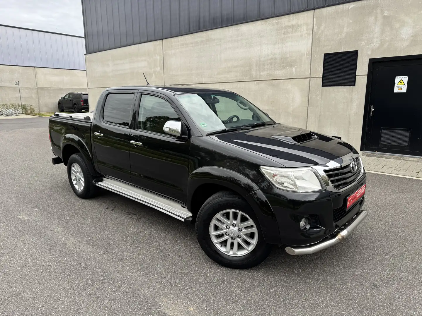 Toyota Hilux 3.0 D-4D Automaat 4x4 Double Cab / Export Afrik/ Noir - 2