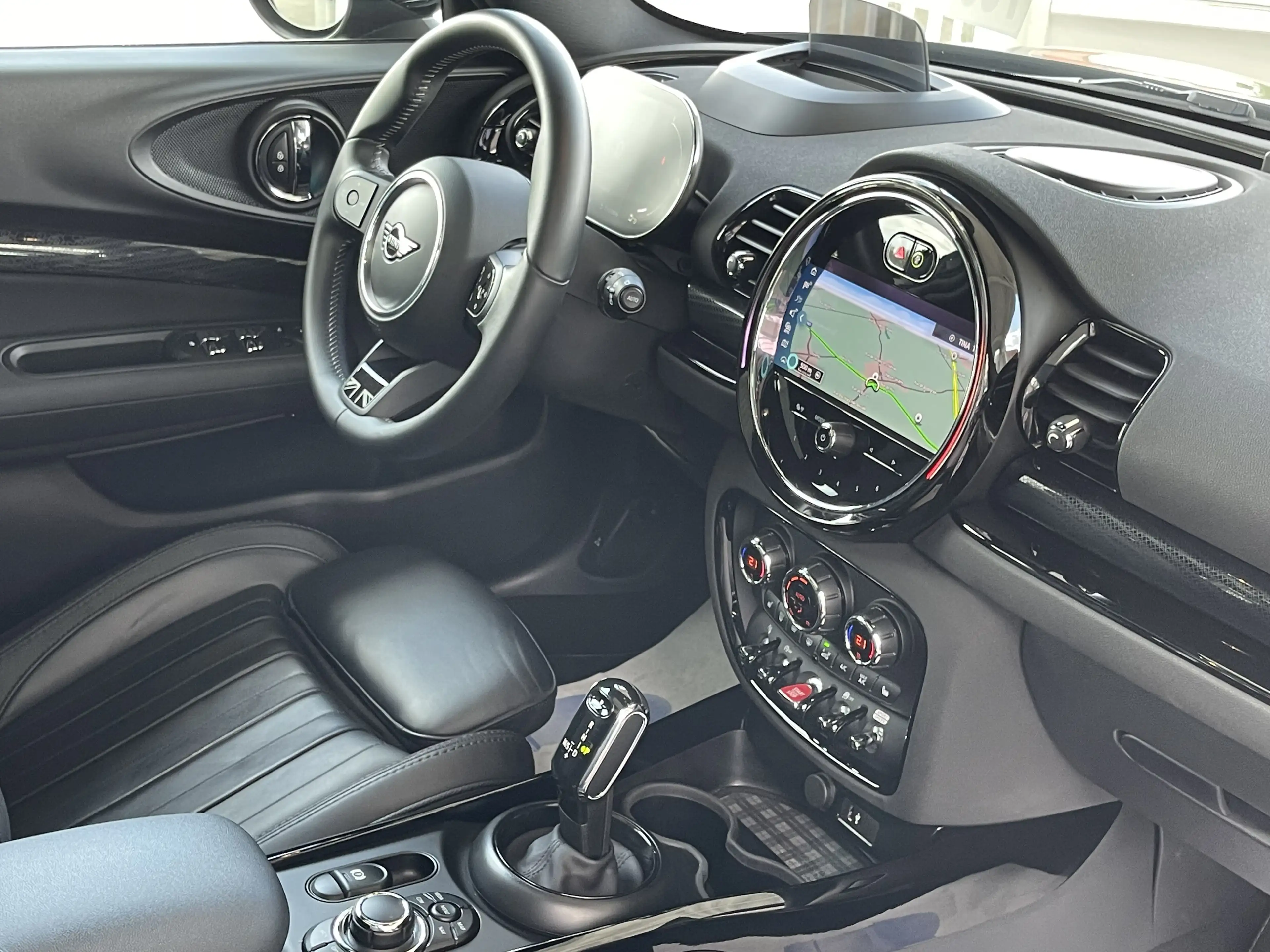 MINI Cooper Clubman 1.5iA *** GARANTIE + TOIT PANO + LED + GPS + CUIR *** — photo 13
