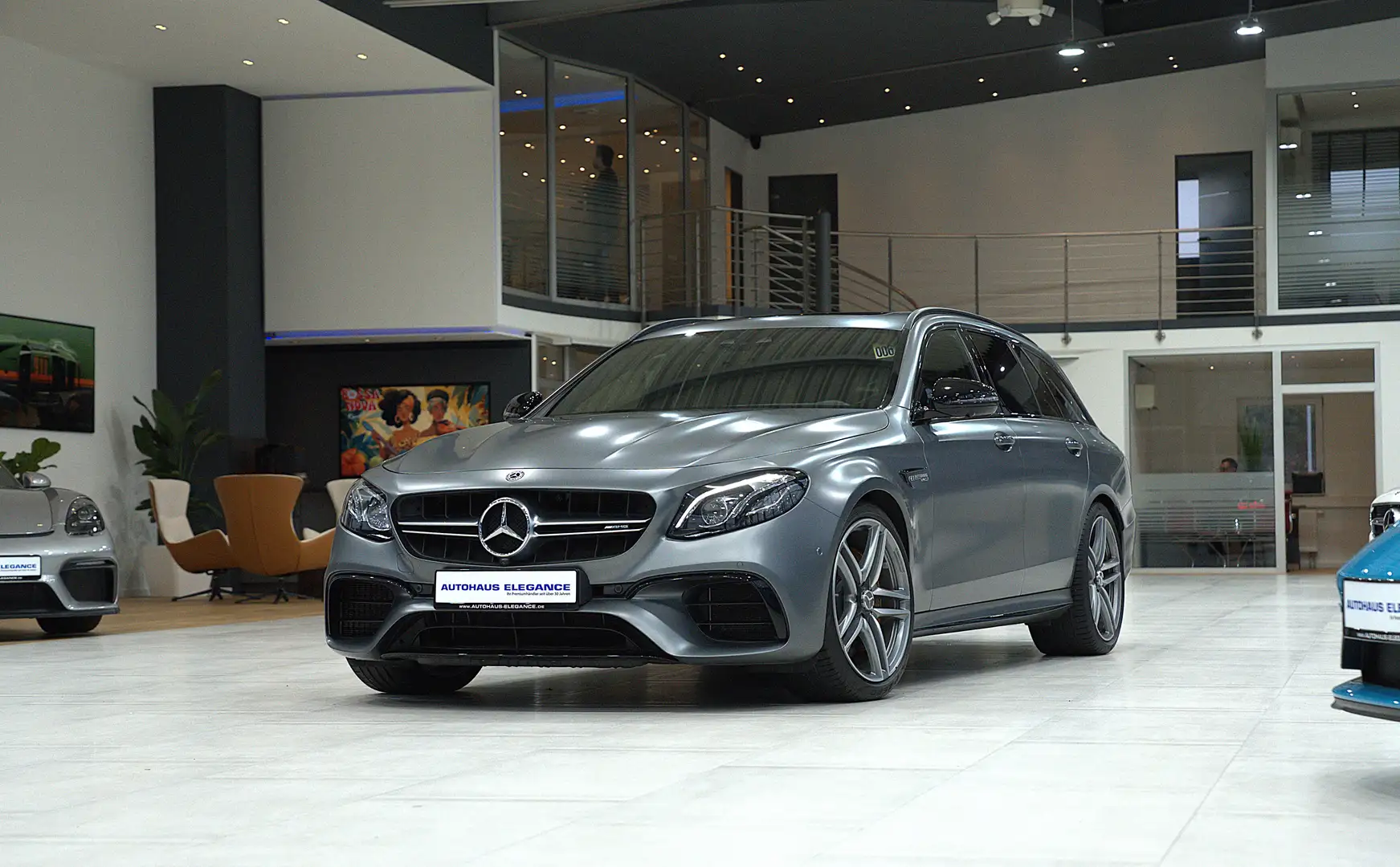 Mercedes-Benz E 63 AMG S 4Matic*KERAMIK*MAGNO*PERF.ABGAS*HEAD-UP*360 Grau - 1