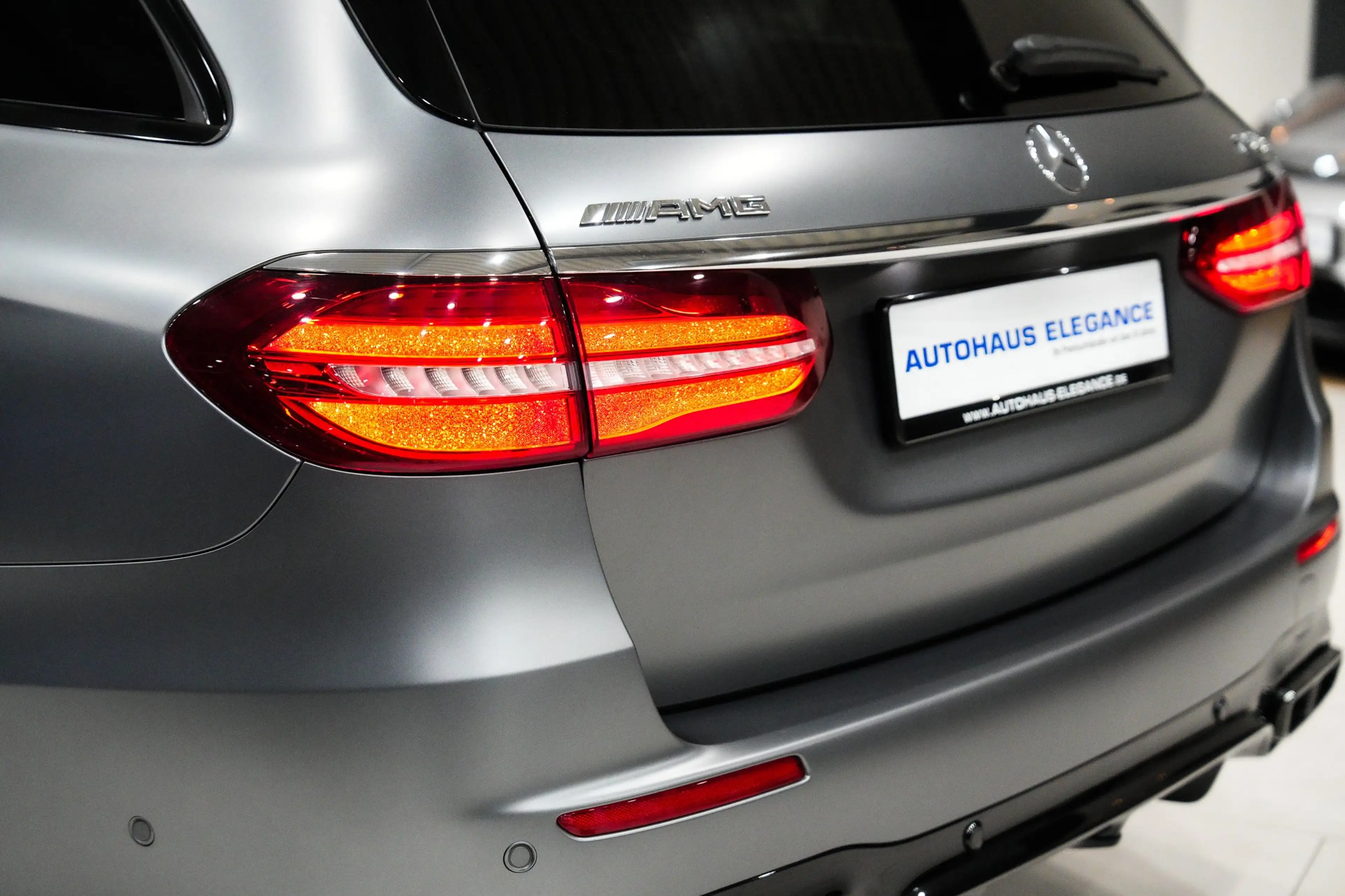 Mercedes-Benz E 63 AMG S 4Matic*KERAMIK*MAGNO*PERF.ABGAS*HEAD-UP*360 — photo 13