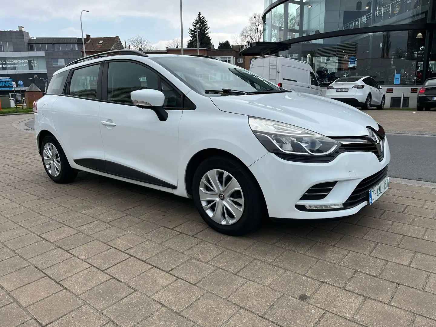 Renault Clio 1.5 dCi Energy Expression(prête à immatriculer) Wit - 2