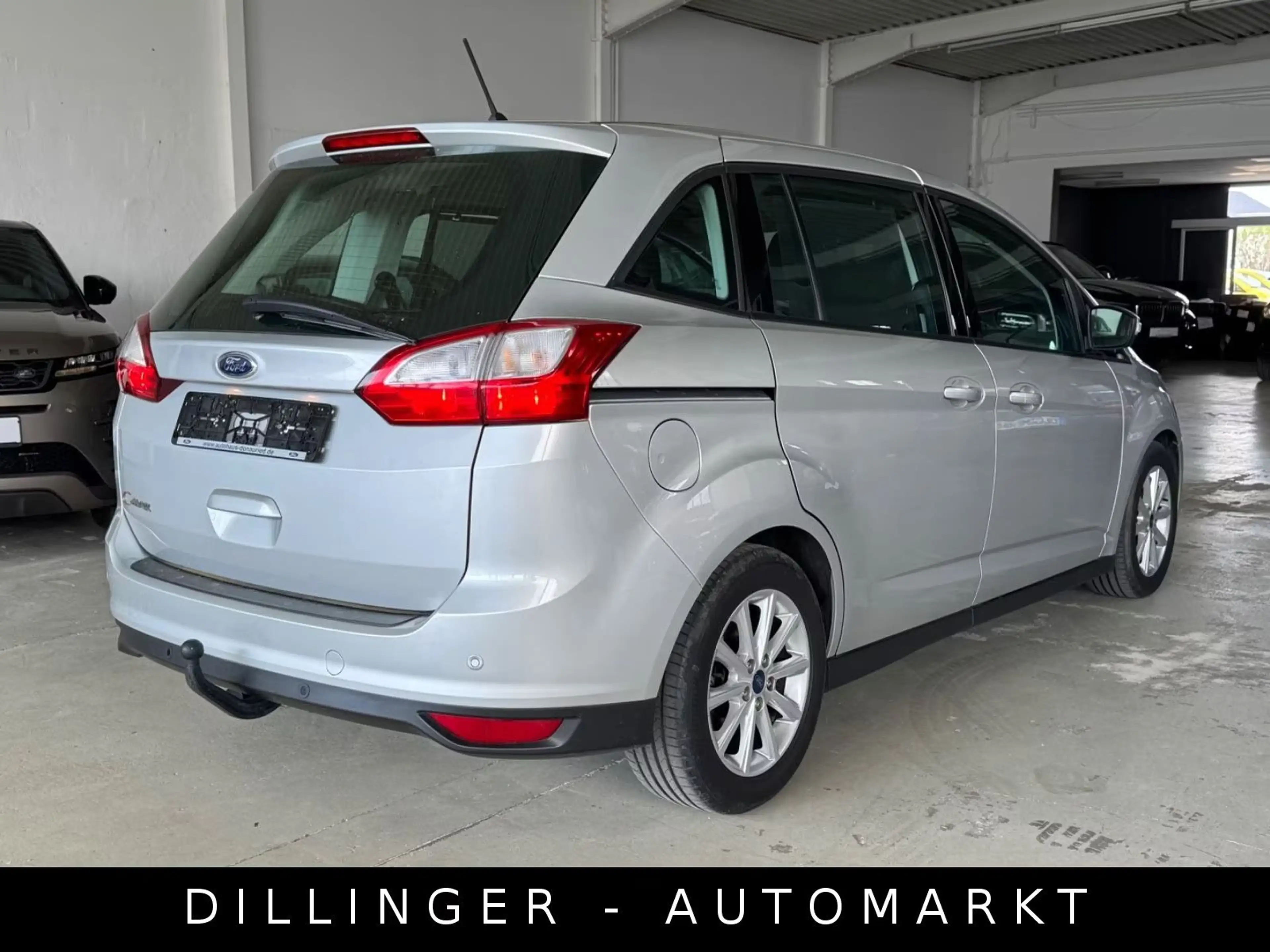 Ford Grand C-Max 1.5 TDCI Cool & Connect *7-Sitzer* — photo 2
