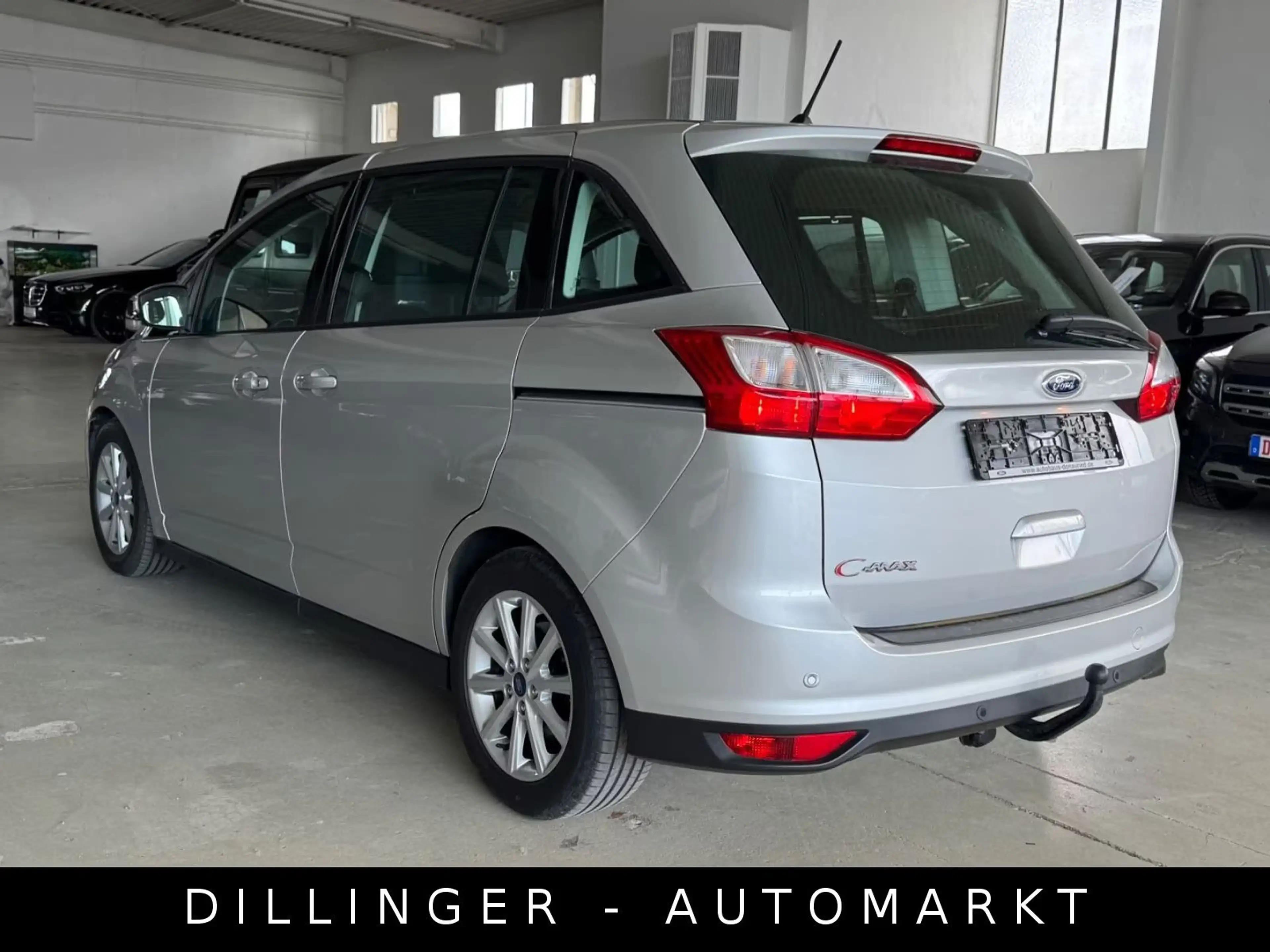Ford Grand C-Max 1.5 TDCI Cool & Connect *7-Sitzer* — photo 3