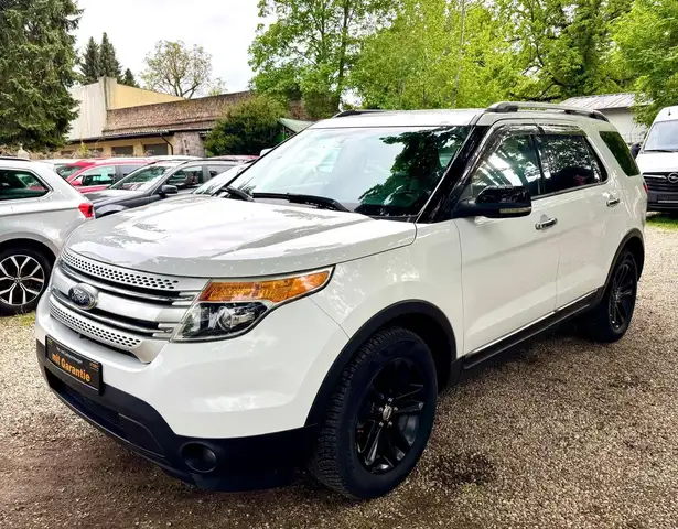 Ford Explorer XLT 3.5 Allrad 4x4 7 Sitze Automatik 18 Zoll Klima