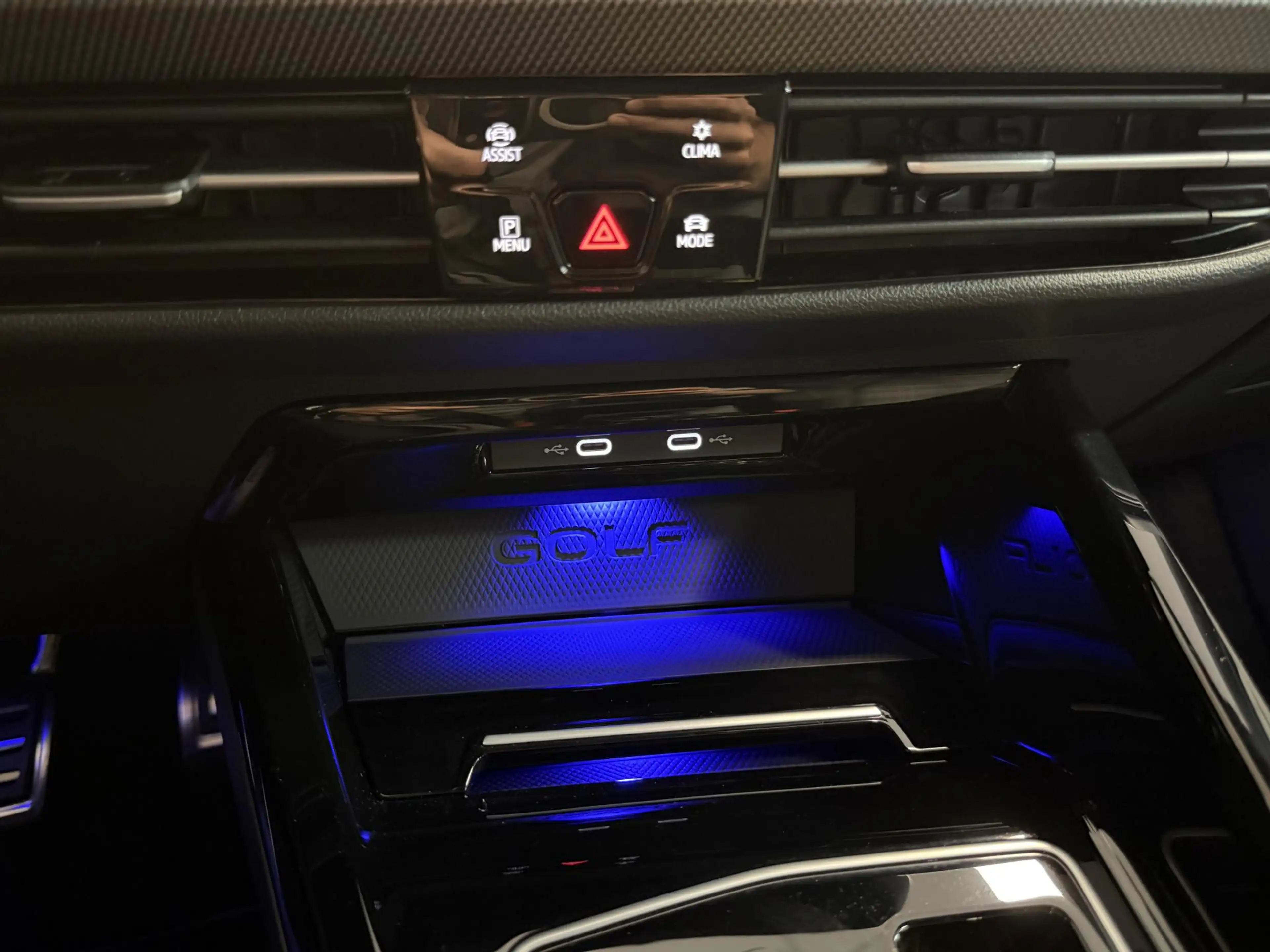 Volkswagen Golf GTE 1.5 eHybrid 272PK | Adaptive cruise | 360 | Head-u — photo 21