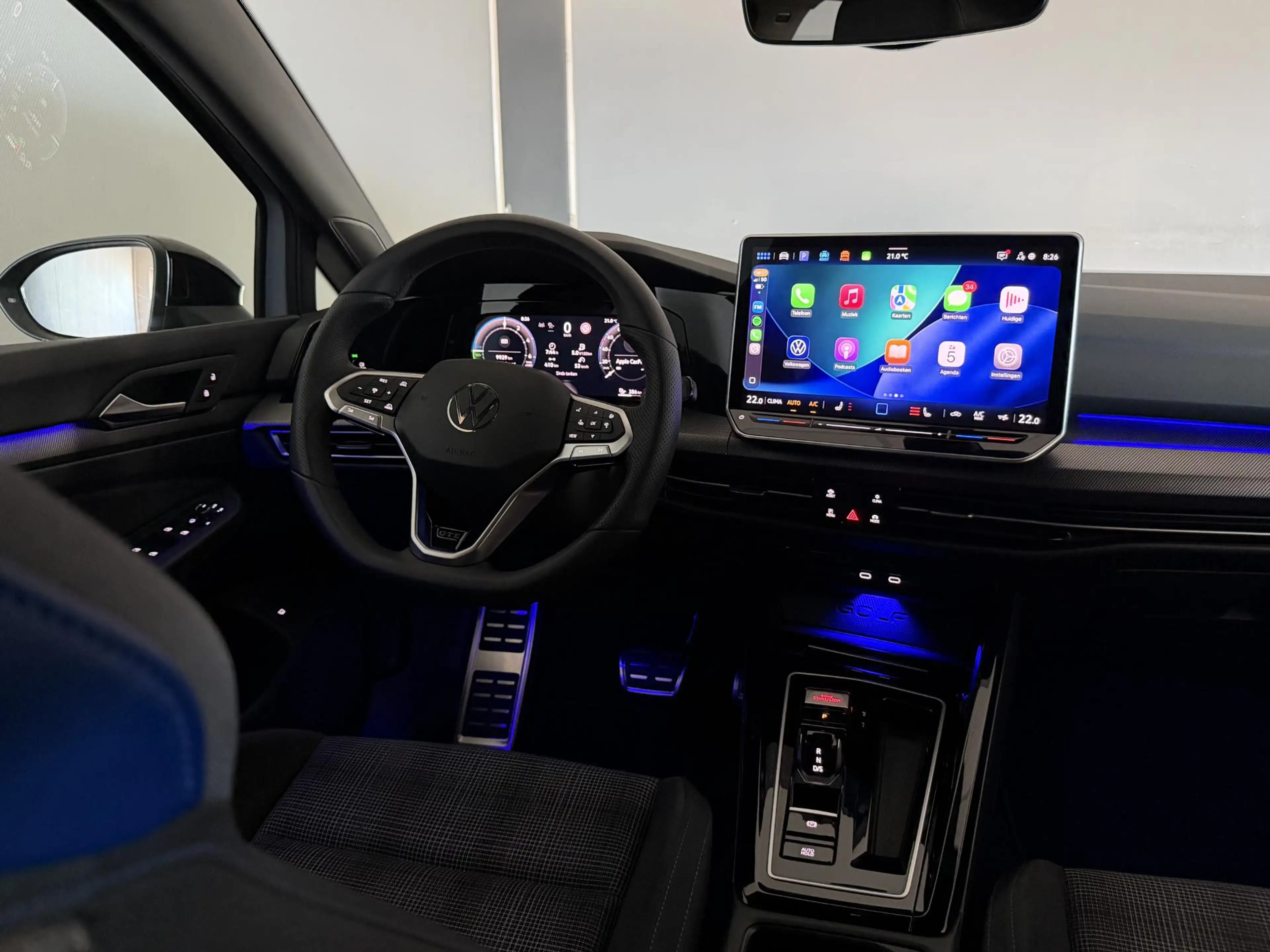 Volkswagen Golf GTE 1.5 eHybrid 272PK | Adaptive cruise | 360 | Head-u — photo 9