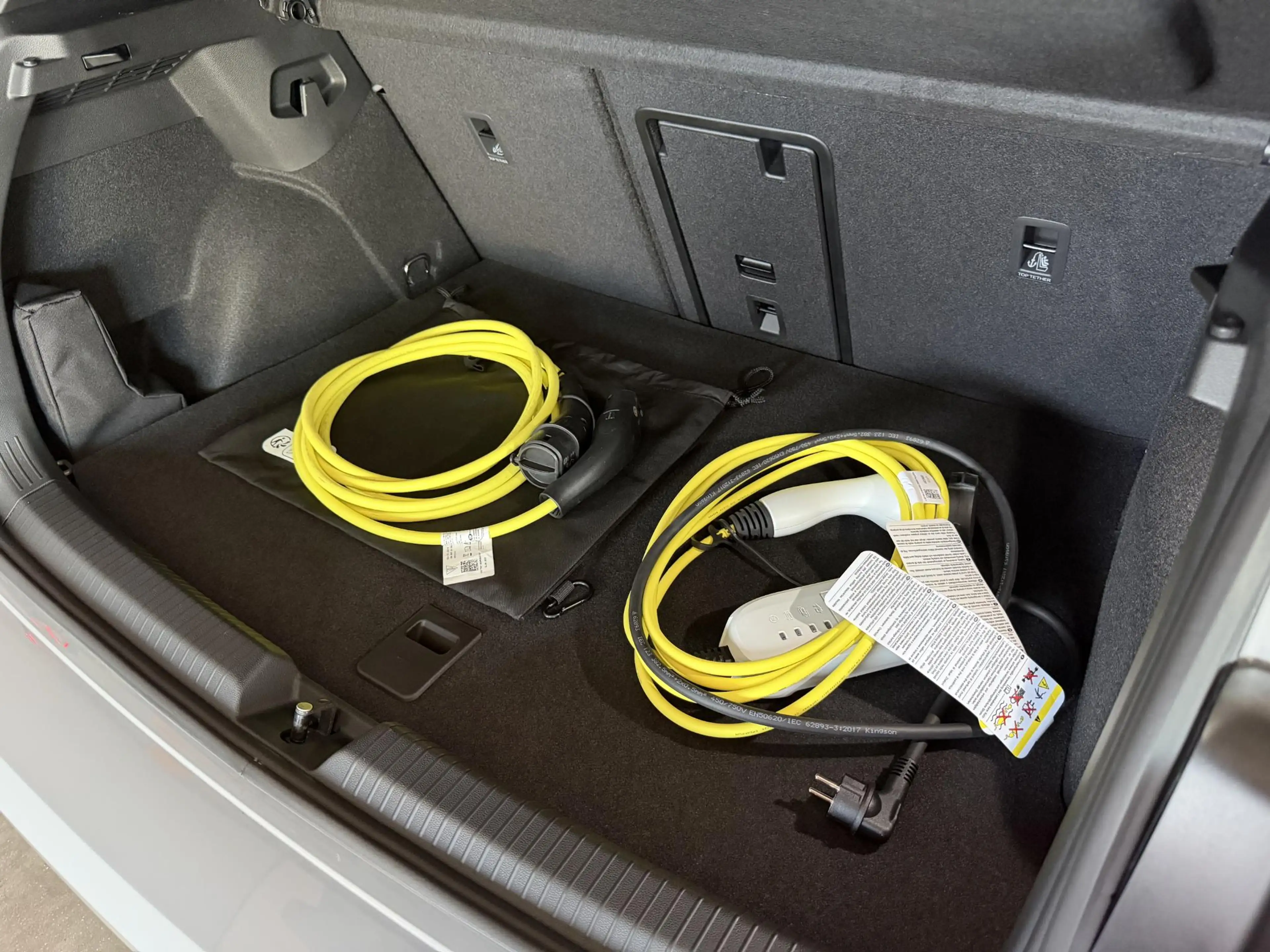 Volkswagen Golf GTE 1.5 eHybrid 272PK | Adaptive cruise | 360 | Head-u — photo 24