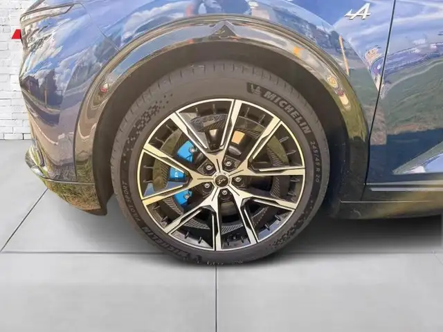 Alpine A390 view 7