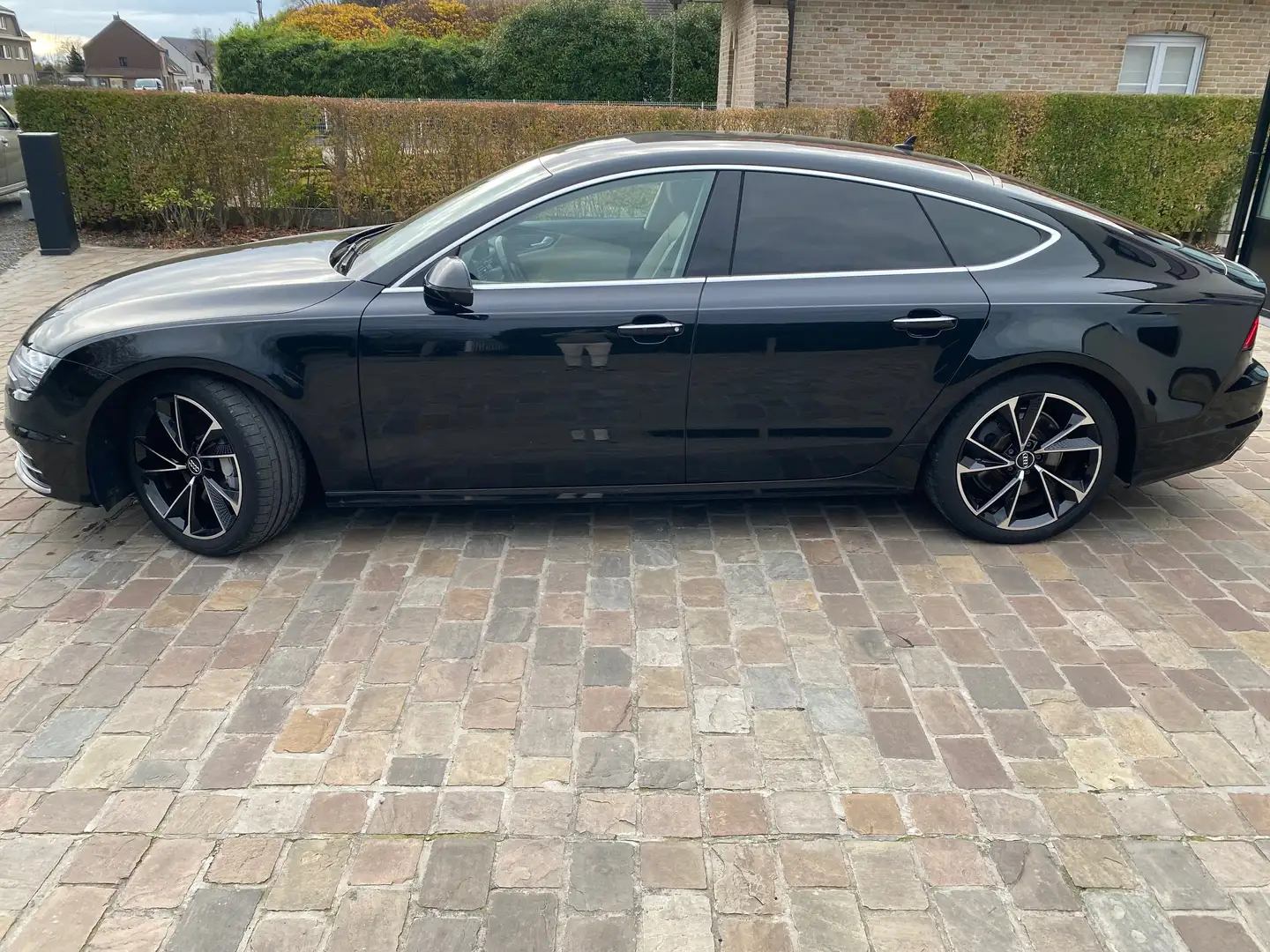 Audi A7 Quattro 2.0 TFSI S tronic Zwart - 2