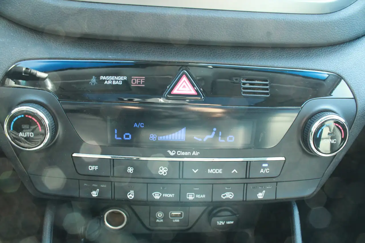 Hyundai TUCSON снимка Hyundai TUCSON
