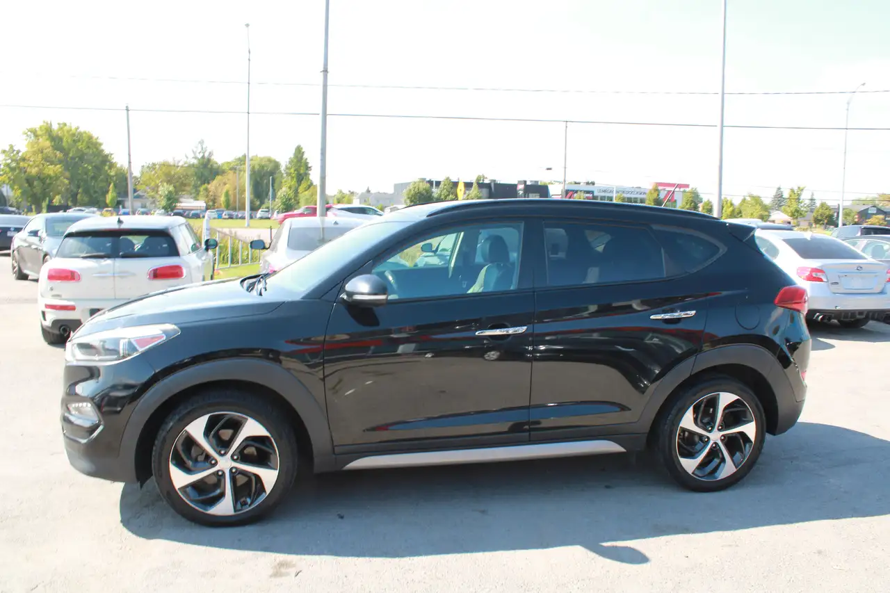Hyundai TUCSON снимка Hyundai TUCSON