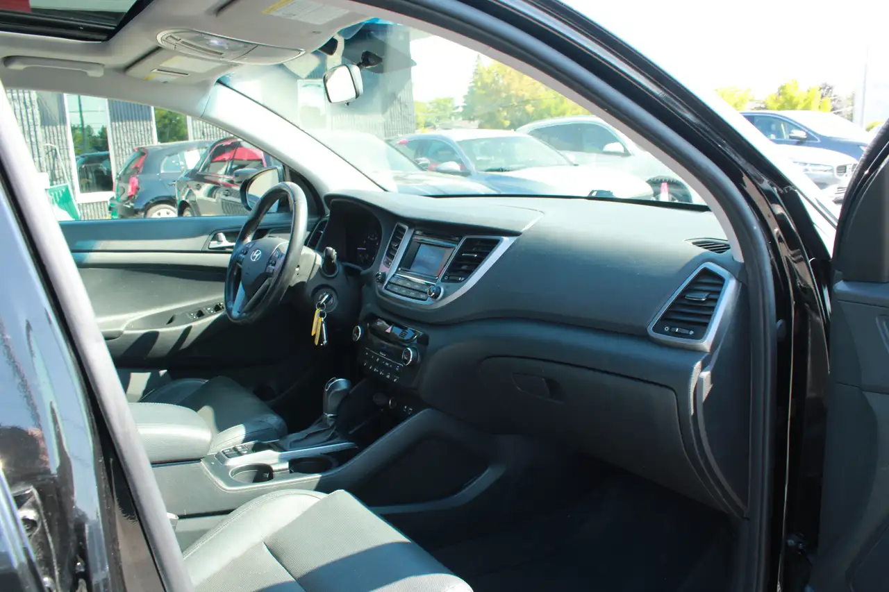 Hyundai TUCSON снимка Hyundai TUCSON