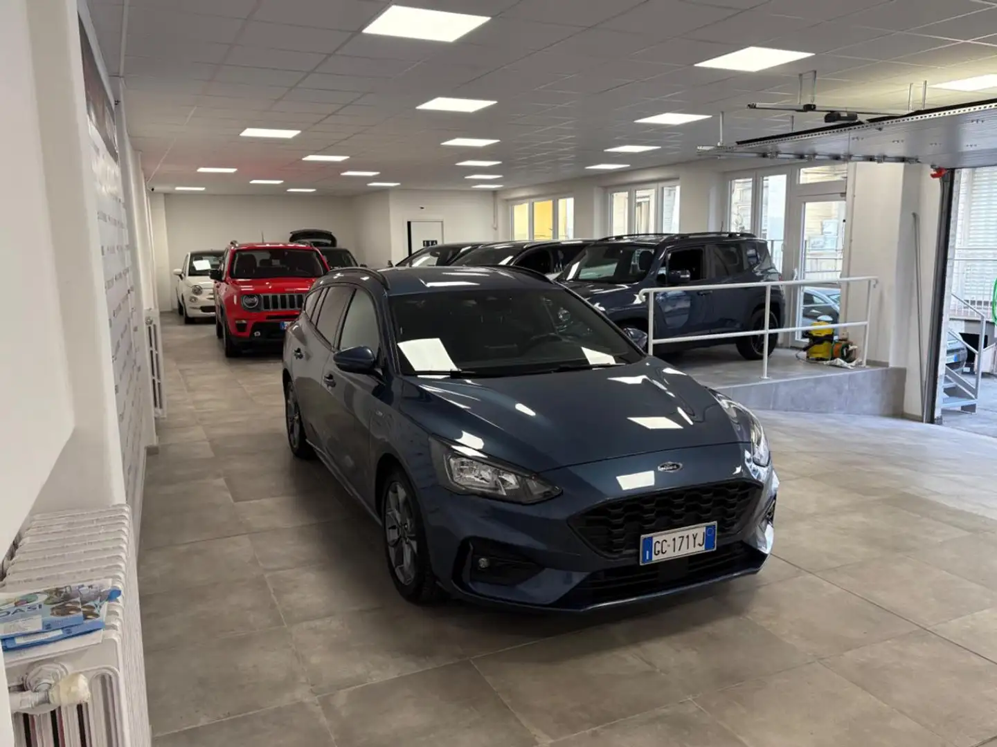 Ford Focus 1.5 EcoBlue 120 CV SW ST-Line IVA ESPOSTA Bleu - 2