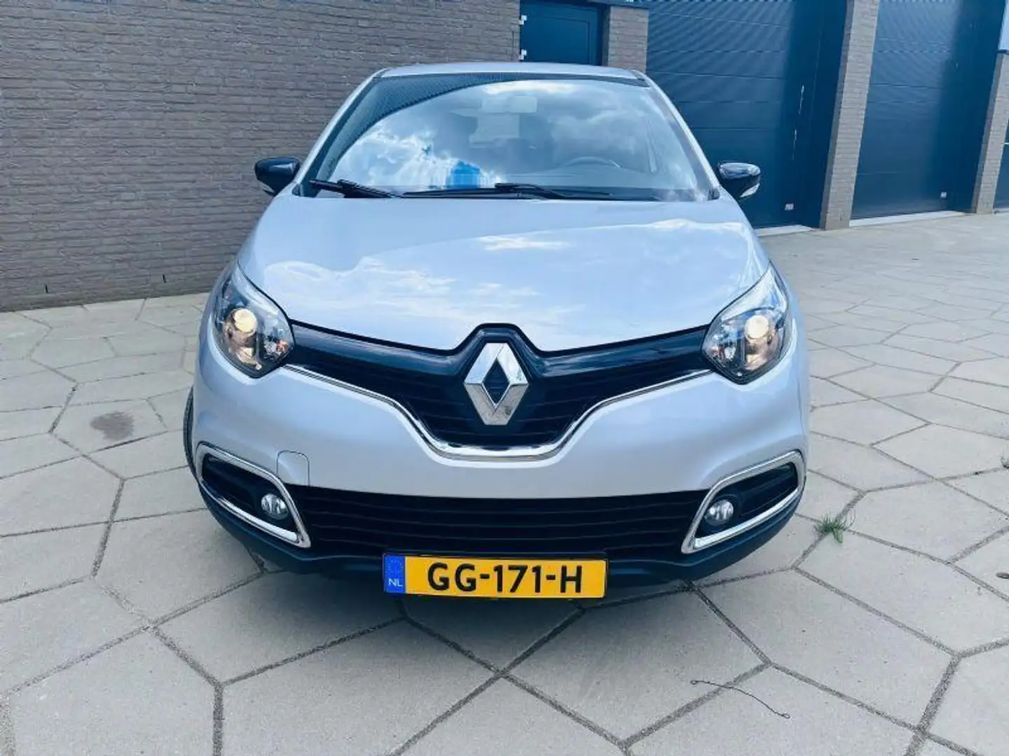 Renault Captur 0.9 TCe Expression|AIRCO|HOGE Instap|Trekhaak|10 S Grijs - 2