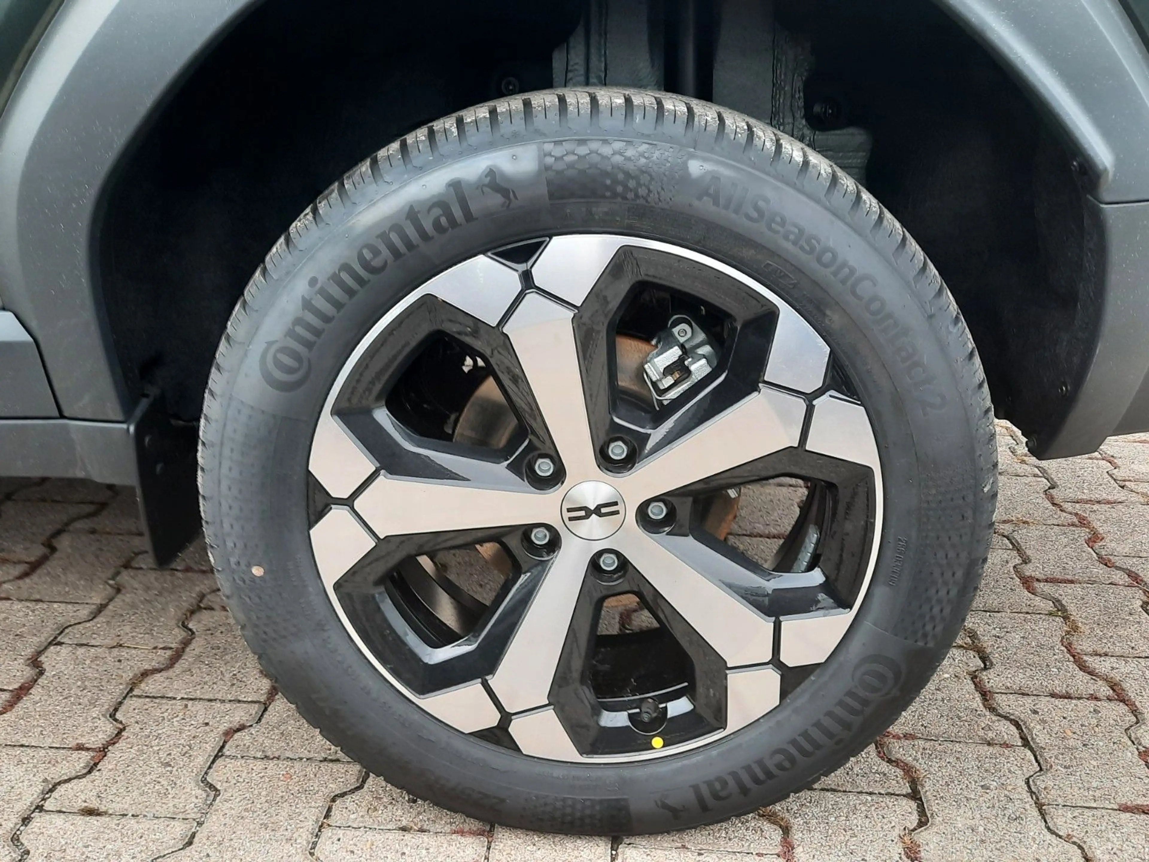 Dacia Bigster Journey Hybrid-G 150 4x4 — photo 7