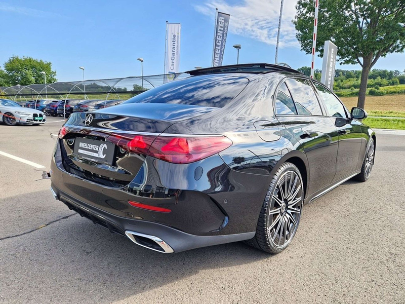 Mercedes-Benz E 220 d 4Matic * AMG LINE * PREMIUM PLUS * 21" RÄDER — photo 13