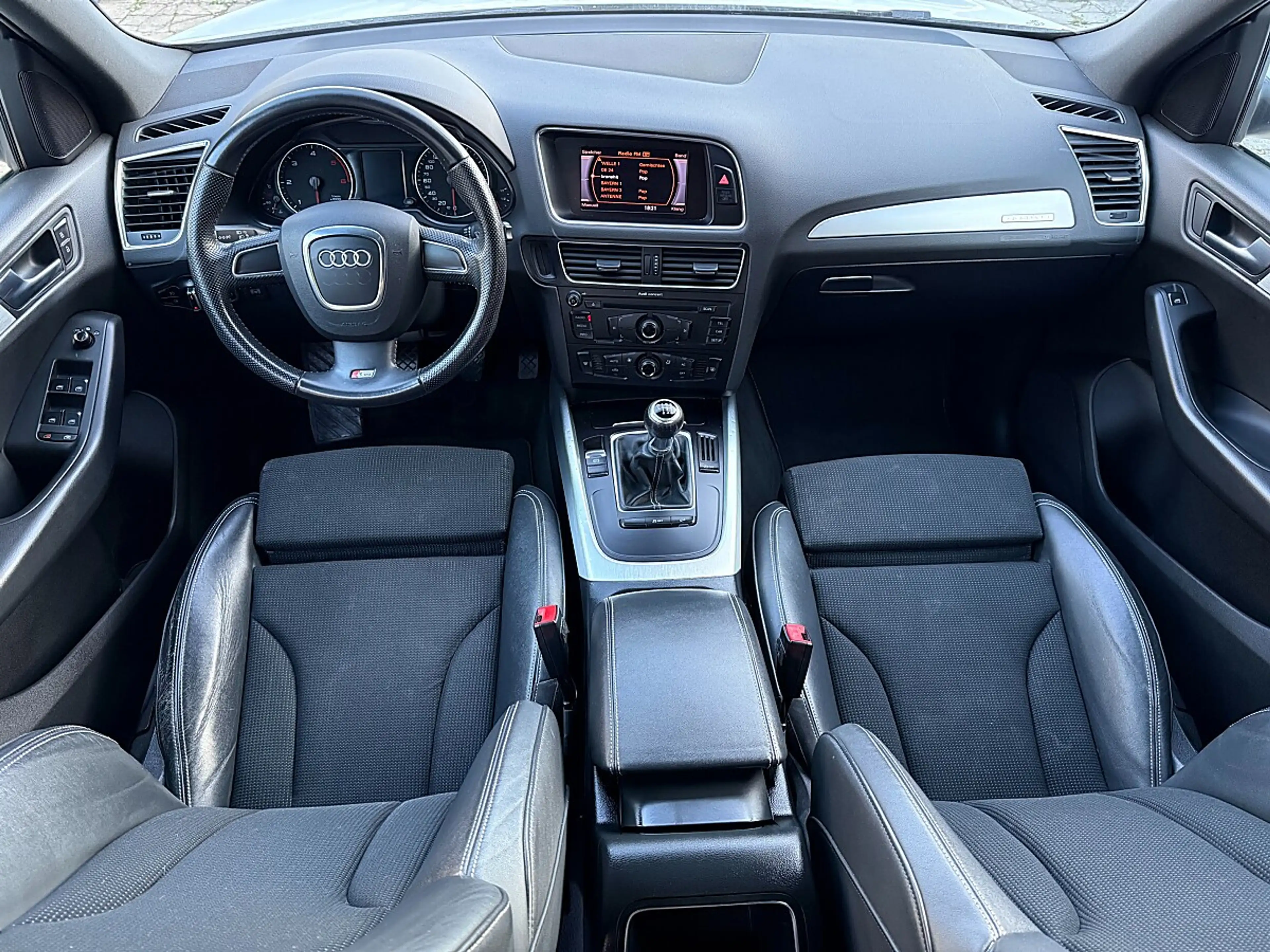 Audi Q5 2,0 TDI quattro SLine-1.BESITZ-LEDER-1/3 ZINSFR... — photo 4