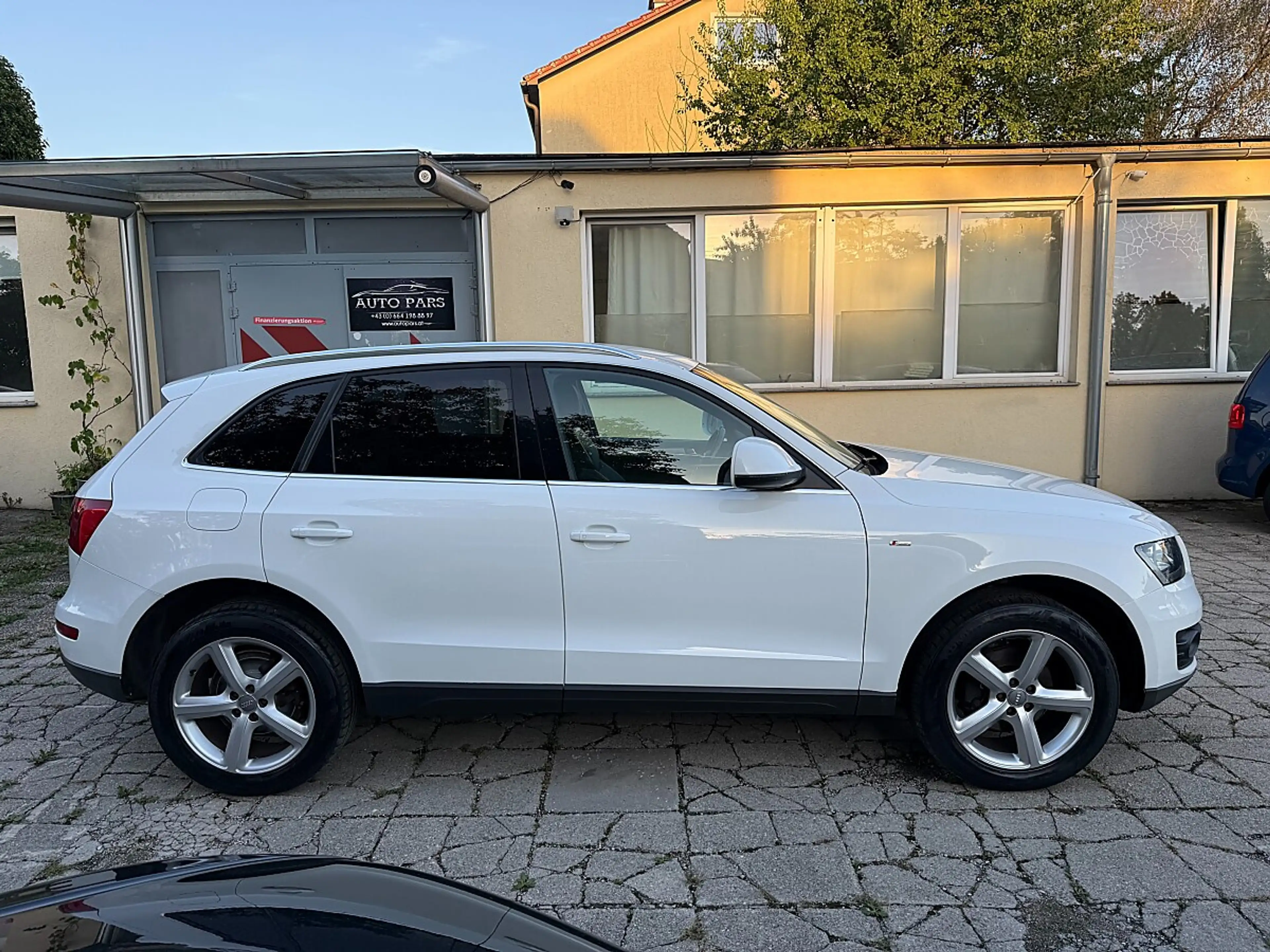 Audi Q5 2,0 TDI quattro SLine-1.BESITZ-LEDER-1/3 ZINSFR... — photo 5