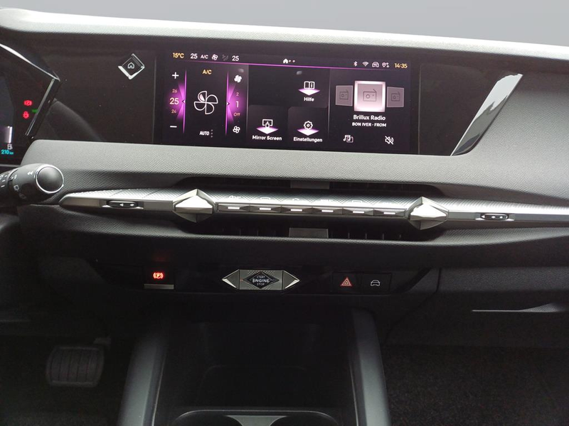 DS Automobiles DS 4 BASTILLE+ E-TENSE — photo 11
