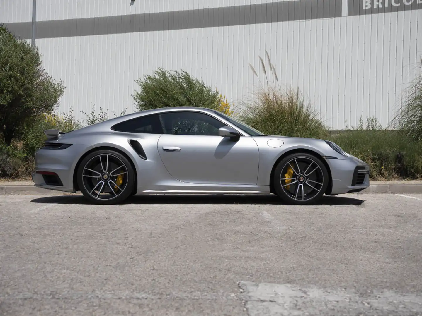 Porsche 992 Turbo S Coupé PDK Argent - 1
