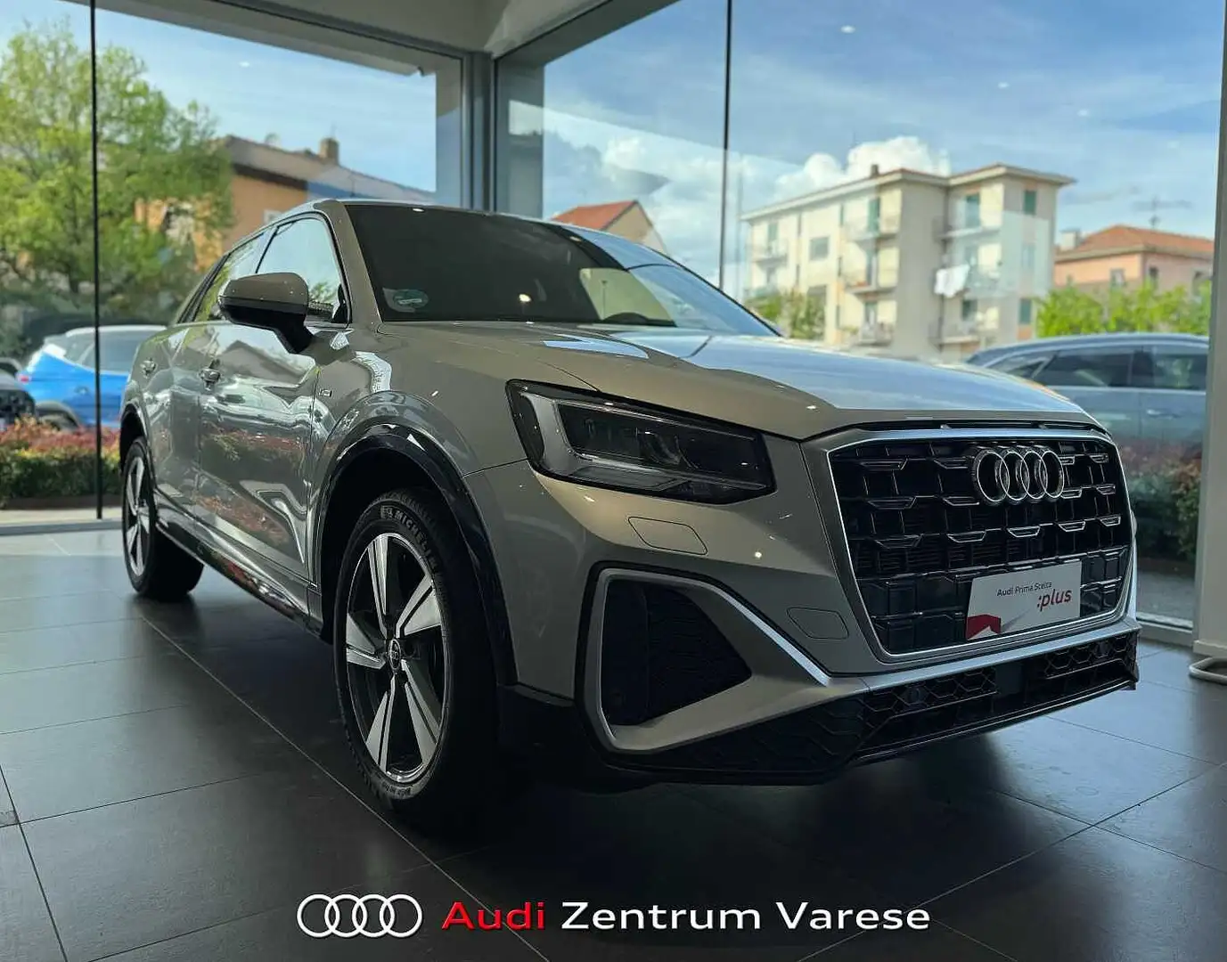 Audi Q2 35 TFSI 150CV Stronic Sline Edition Argent - 1