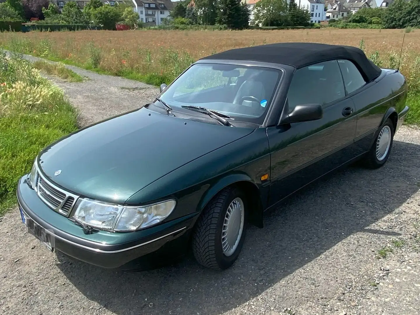 Saab 900 Saab 900 2.0 Turbo SE Cabrio 185 PS Grün - 1