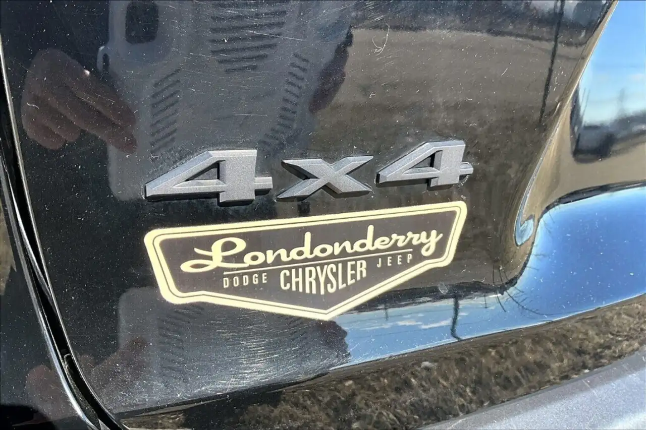 Jeep Cherokee снимка Jeep Cherokee
