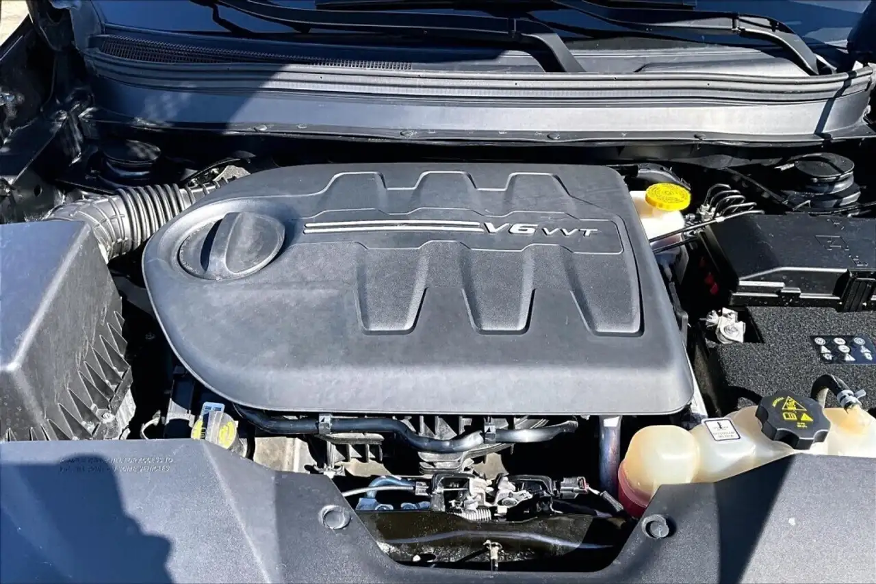Jeep Cherokee снимка Jeep Cherokee
