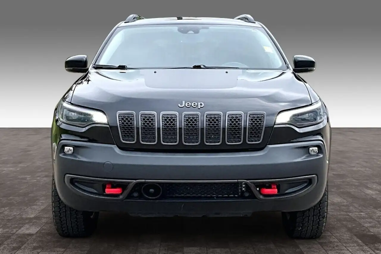 Jeep Cherokee снимка Jeep Cherokee