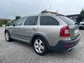 Skoda Octavia Octavia Wagon 2.0 tdi cr Scout 4x4 dsg Gris - thumbnail 6