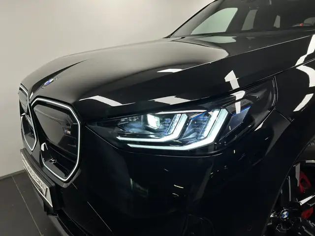 BMW X3 M view 8