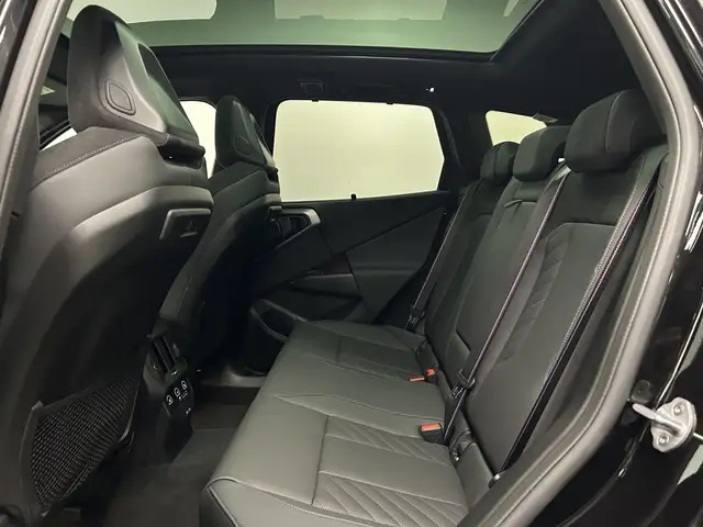 BMW X3 M view 18