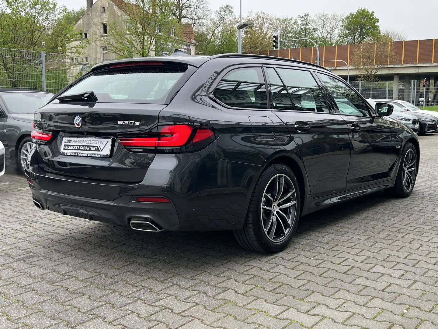 BMW 530 e xDrive Touring M //Leas.ab EUR709-inkl.* Grey - 2