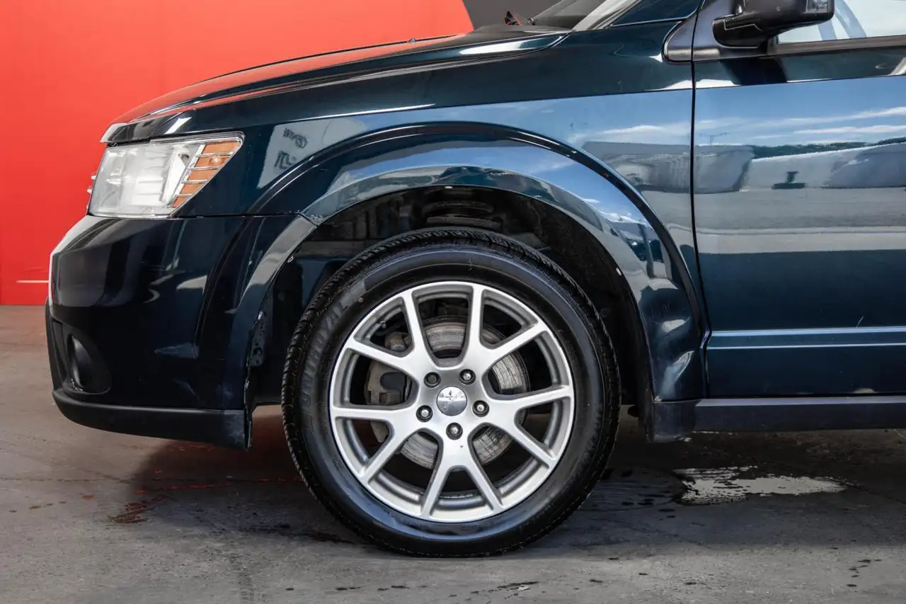 Dodge Journey снимка Dodge Journey