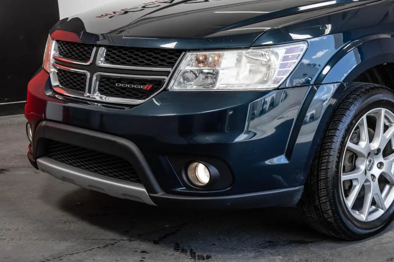 Dodge Journey снимка Dodge Journey